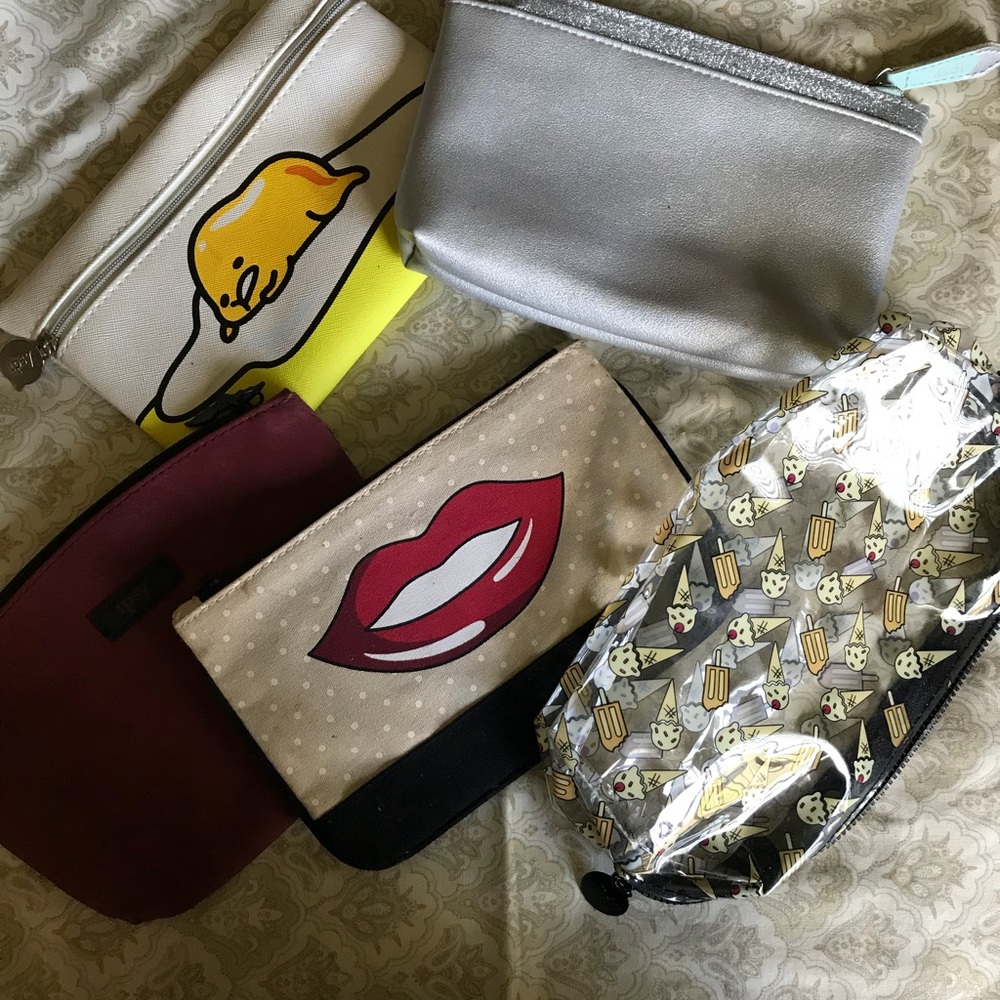 Cute makebag/ wallet